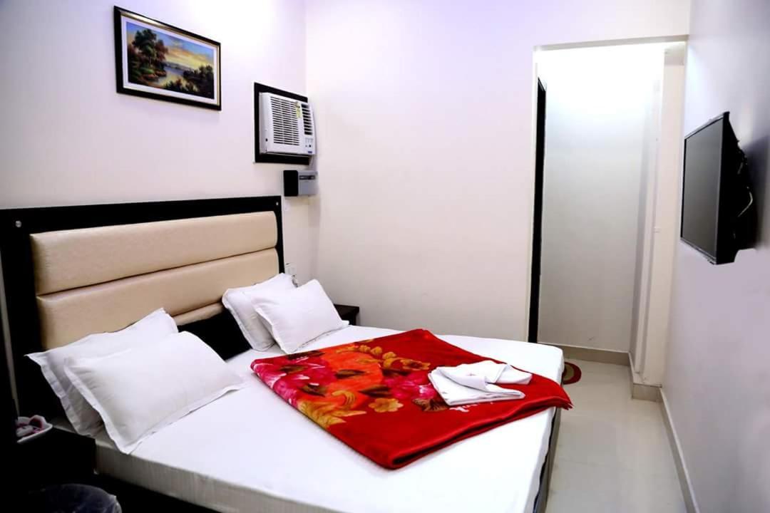 Hotel White Tulip Амритсар Экстерьер фото